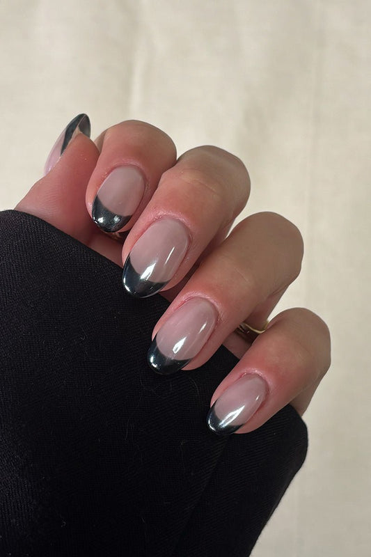 Black Edge Look | Nailster Denmark