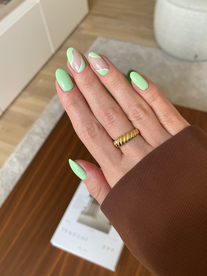 Mint Swirl Look