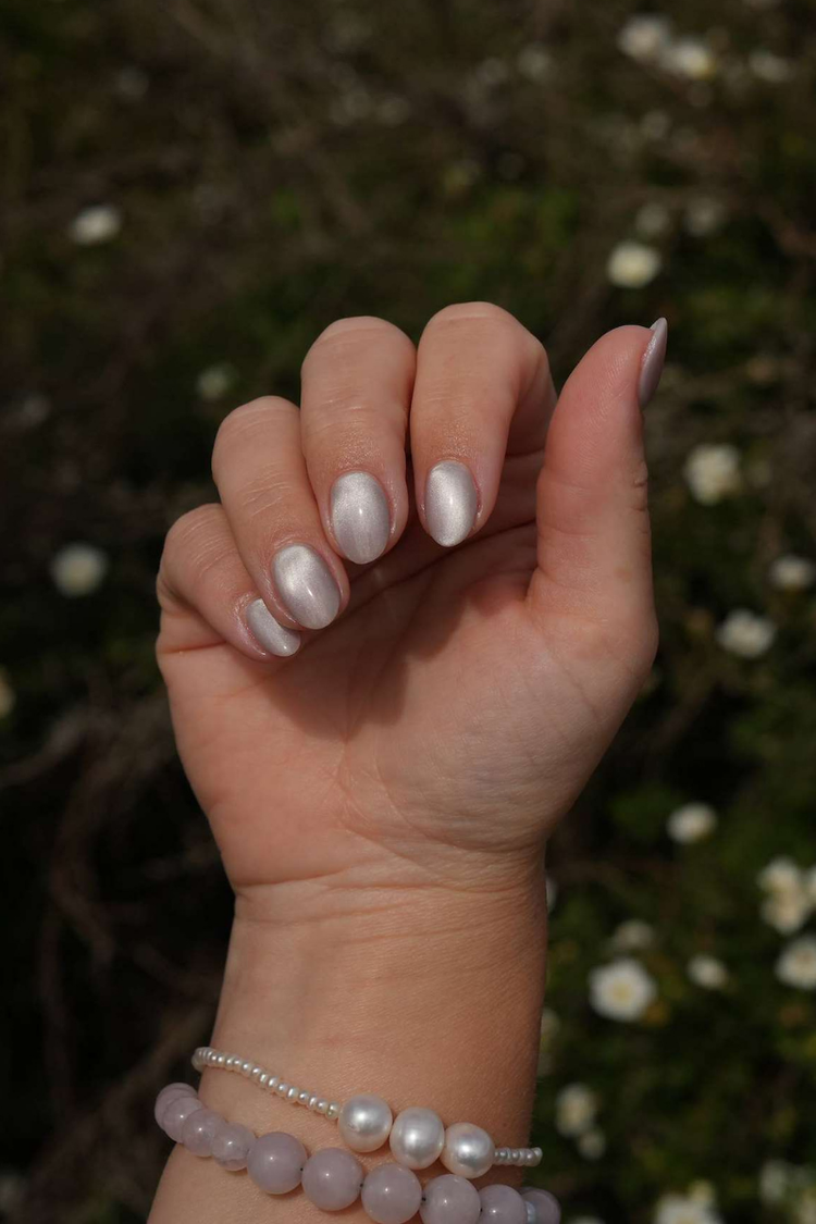 Moon Cat Eye · 550 – Gel Polish Cat Eye van Nailster, afbeelding 3