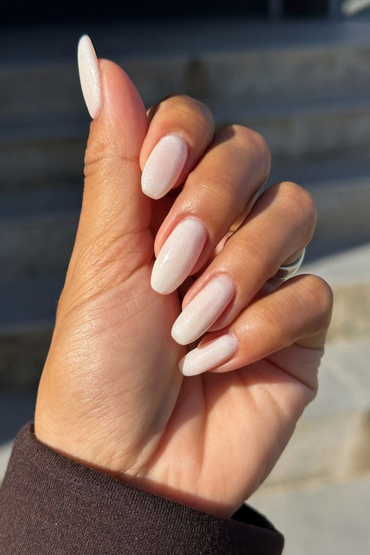 Kissed by Light · 574 – Builder Gel van Nailster, afbeelding 3