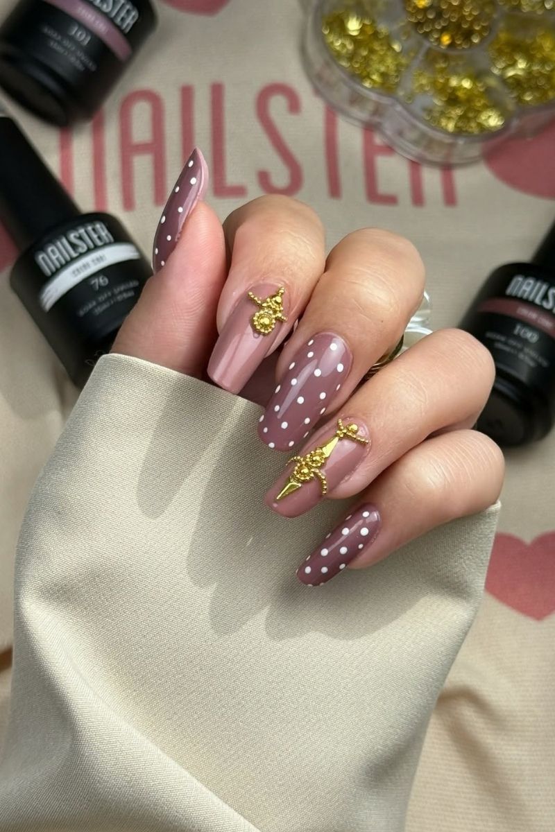 Treasure Look