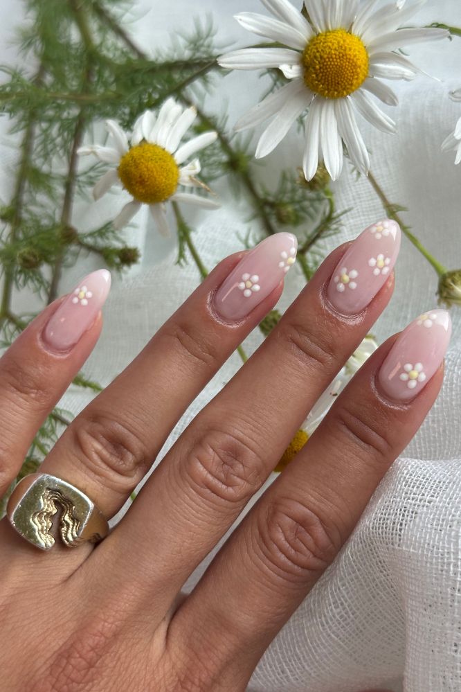 Daisy Look