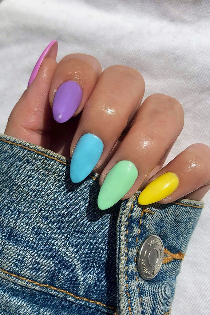 Boyfriend Jeans · 230 – Gel Polish van Nailster, afbeelding 3