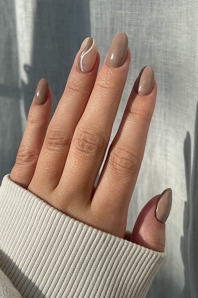 Brandy · 303 – Gel Polish van Nailster, afbeelding 3