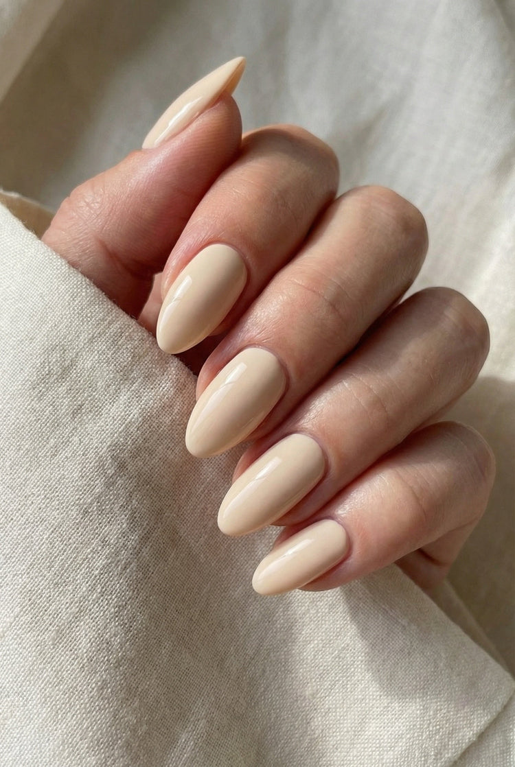 Buttercup · 535 – Gel Polish van Nailster, afbeelding 3