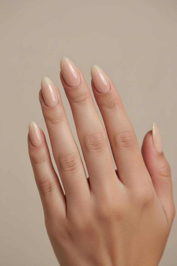 Caramel Cloud · 521 – Gel Polish van Nailster, afbeelding 3