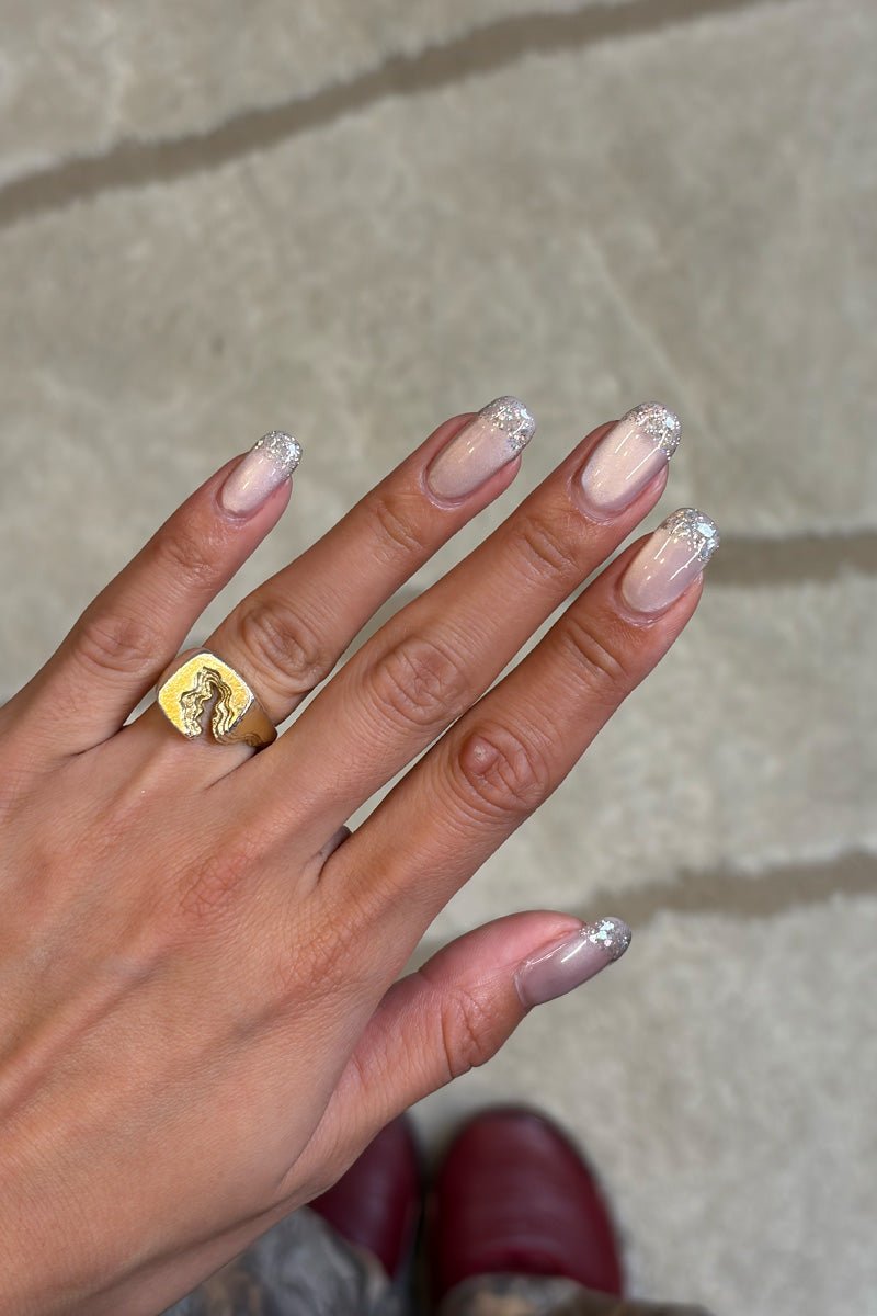 Cat Eye Glitter Look | Nailster Denmark