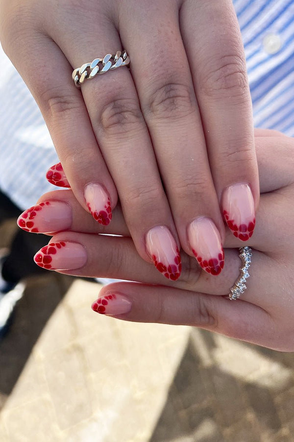 Cherry Kiss · 256