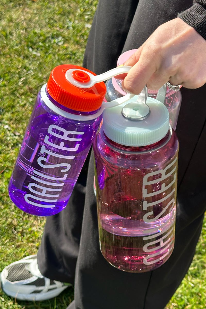 Cherry Moon - 1.0L Water Bottle | Nailster Denmark