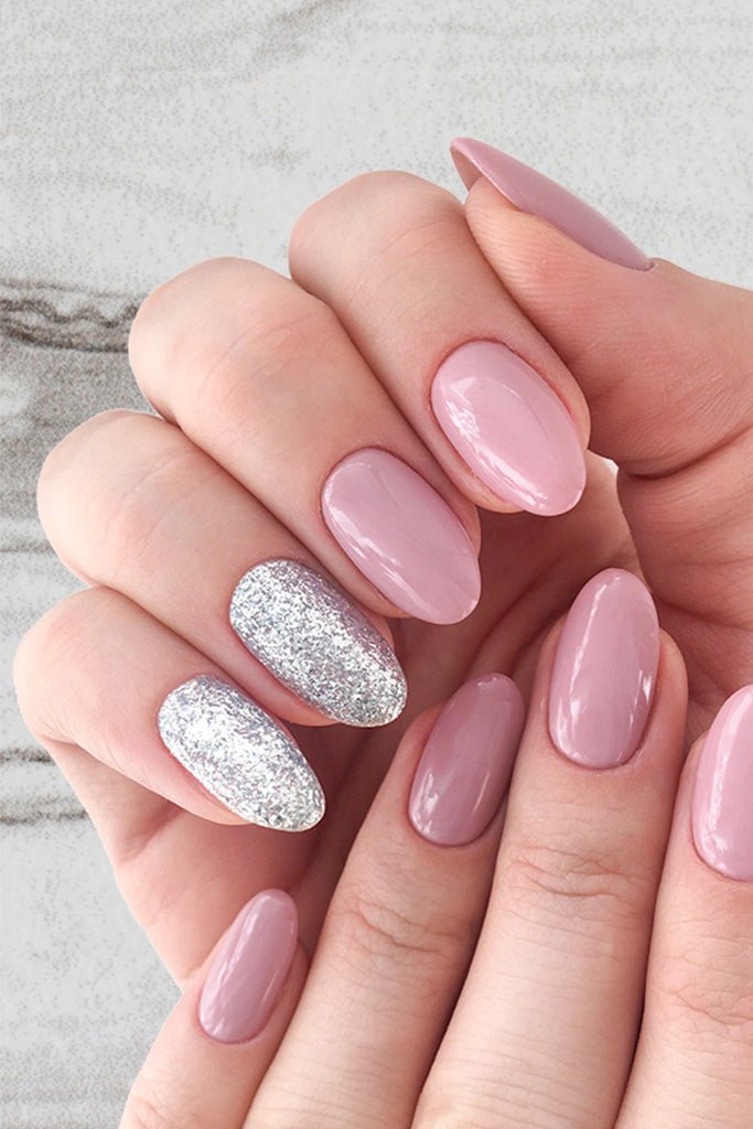 Composed Glitter · 79 – Gel Polish van Nailster, afbeelding 3