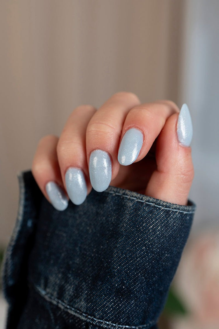 Frosting Baby Blue Glitter · 445 – Gel Polish van Nailster, afbeelding 3