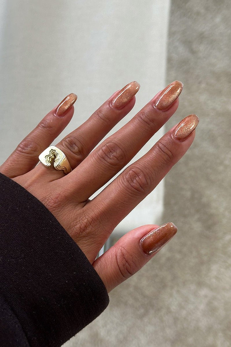 Hazelnut Cat Eye · 497 – Gel Polish Cat Eye van Nailster, afbeelding 3