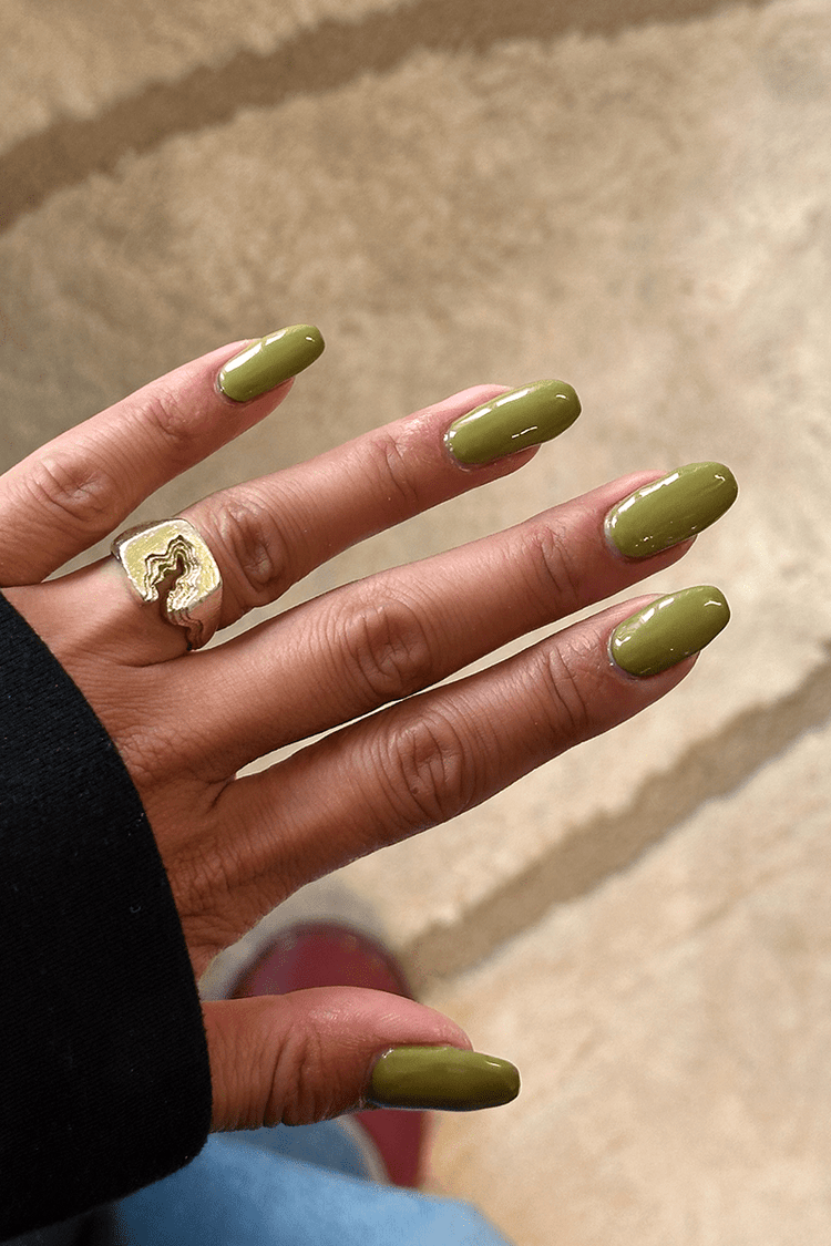 Olive · 486 – Gel Polish van Nailster, afbeelding 3