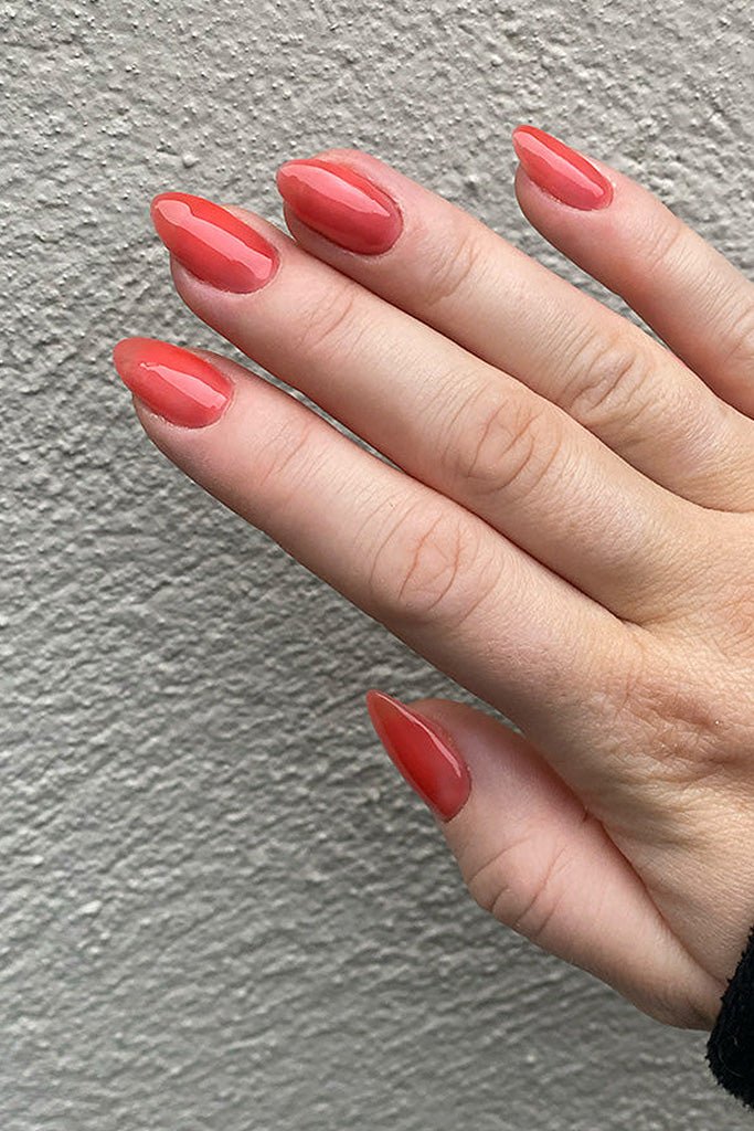 Peach Glow  · 22 – Gel Polish van Nailster, afbeelding 3