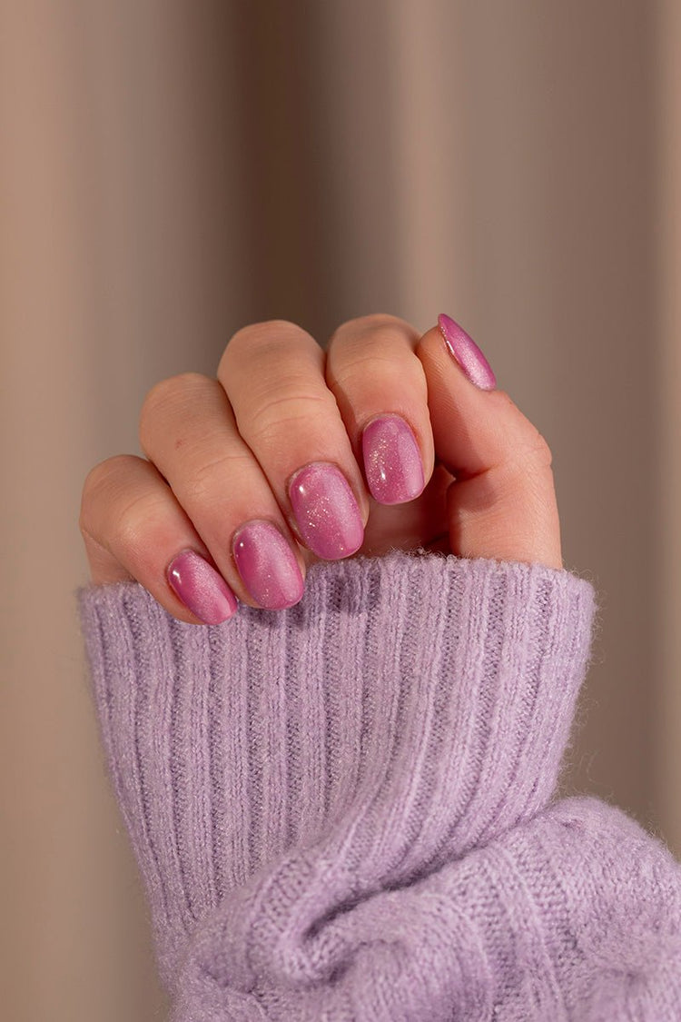 Pink Bling Cat Eye · 332 – Gel Polish Cat Eye van Nailster, afbeelding 3
