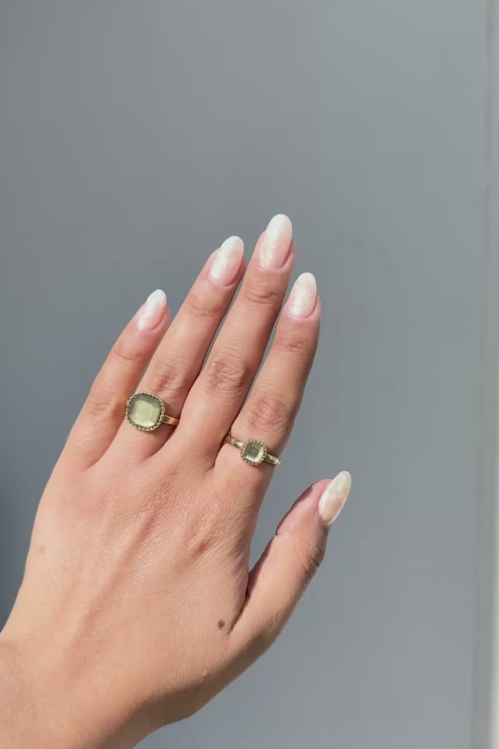 Opal Pearl · 467
