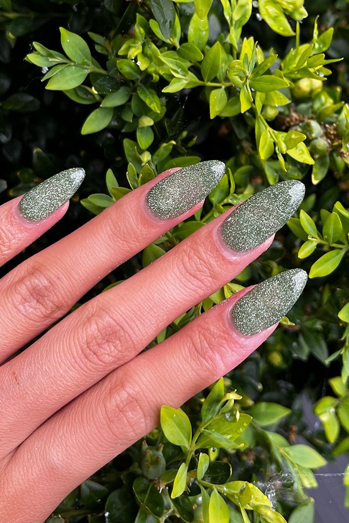Reflective Green · 362 – Gel Polish van Nailster, afbeelding 3