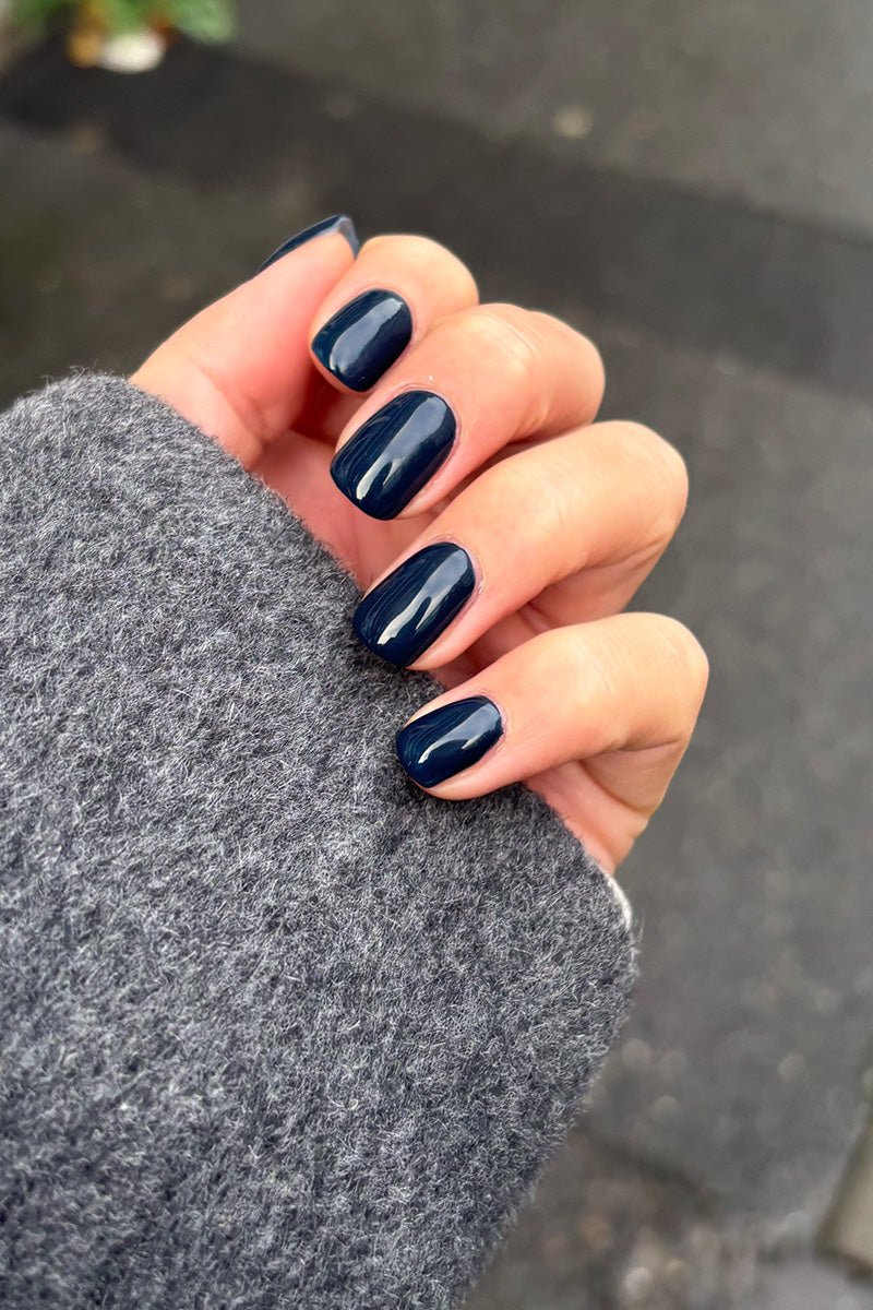 Sip of Noir · 513 | Nailster Denmark